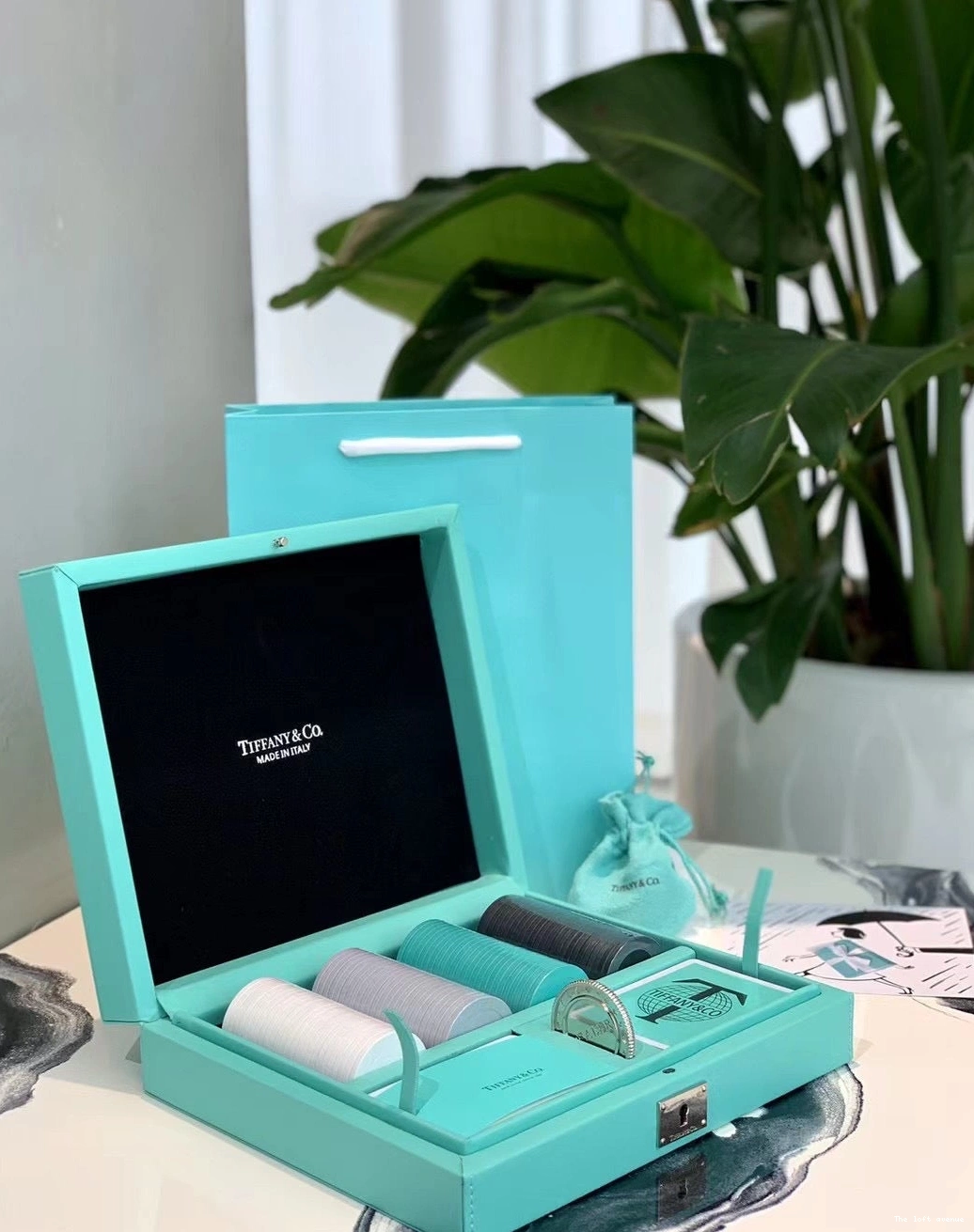 TIFFANY CO POKER SET & 0729